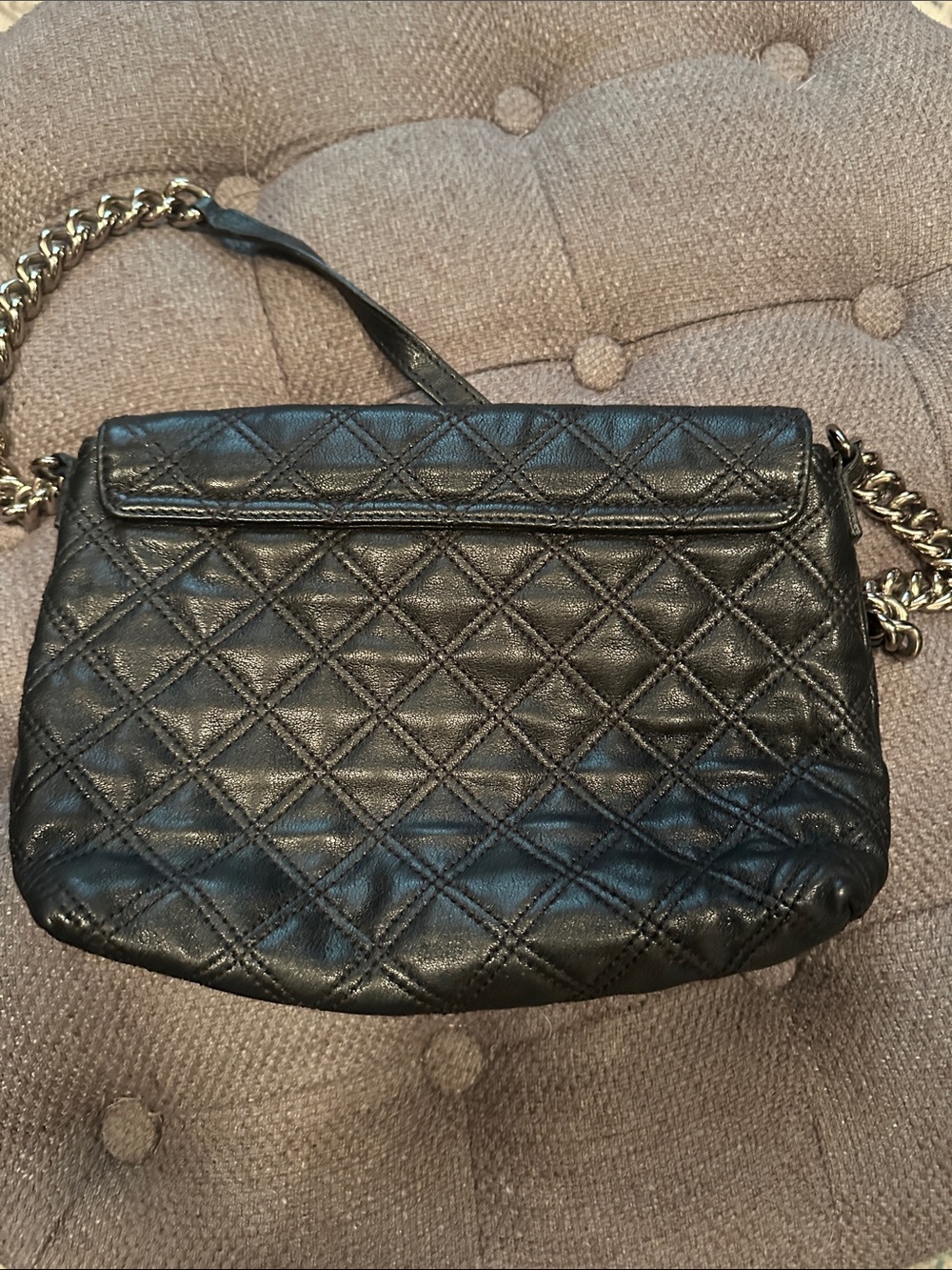 Great condition Marc Jacob’s black soft leather shoulder bag with silver chain - Picture 12 of 15